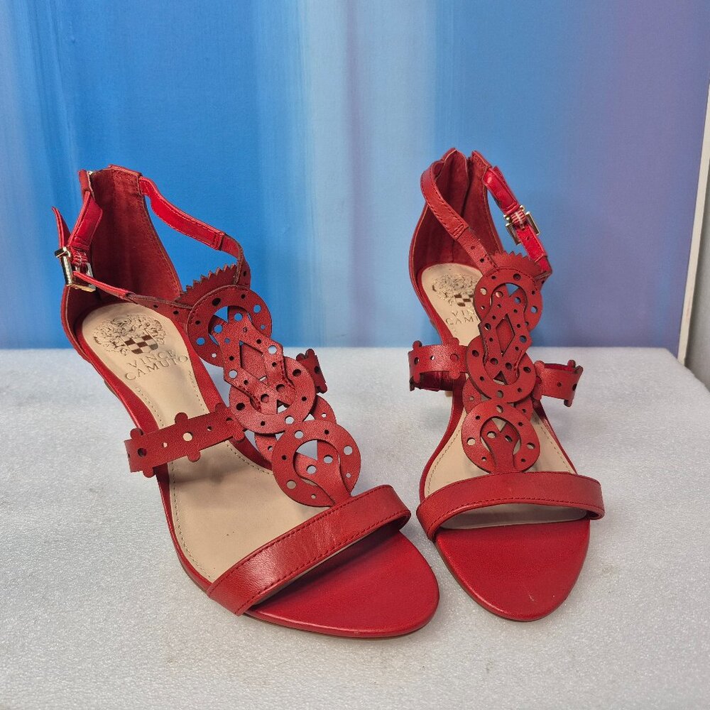 NEW~VINCE CAMUTO VG-MIKINAL PUMP SANDALS 6.5W - Red